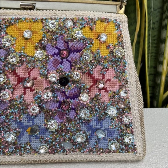 Floral Needlework Embroidery Jeweled Carpet Bag Pink Purple Purse Vintage 60s - Picture 3 of 9